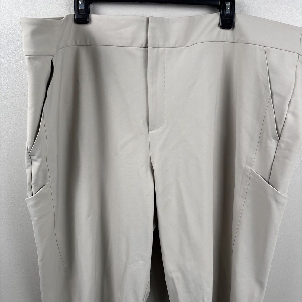 Athleta stellar Straight Crop Pants Size 26 Lt Beige Career Classic Office